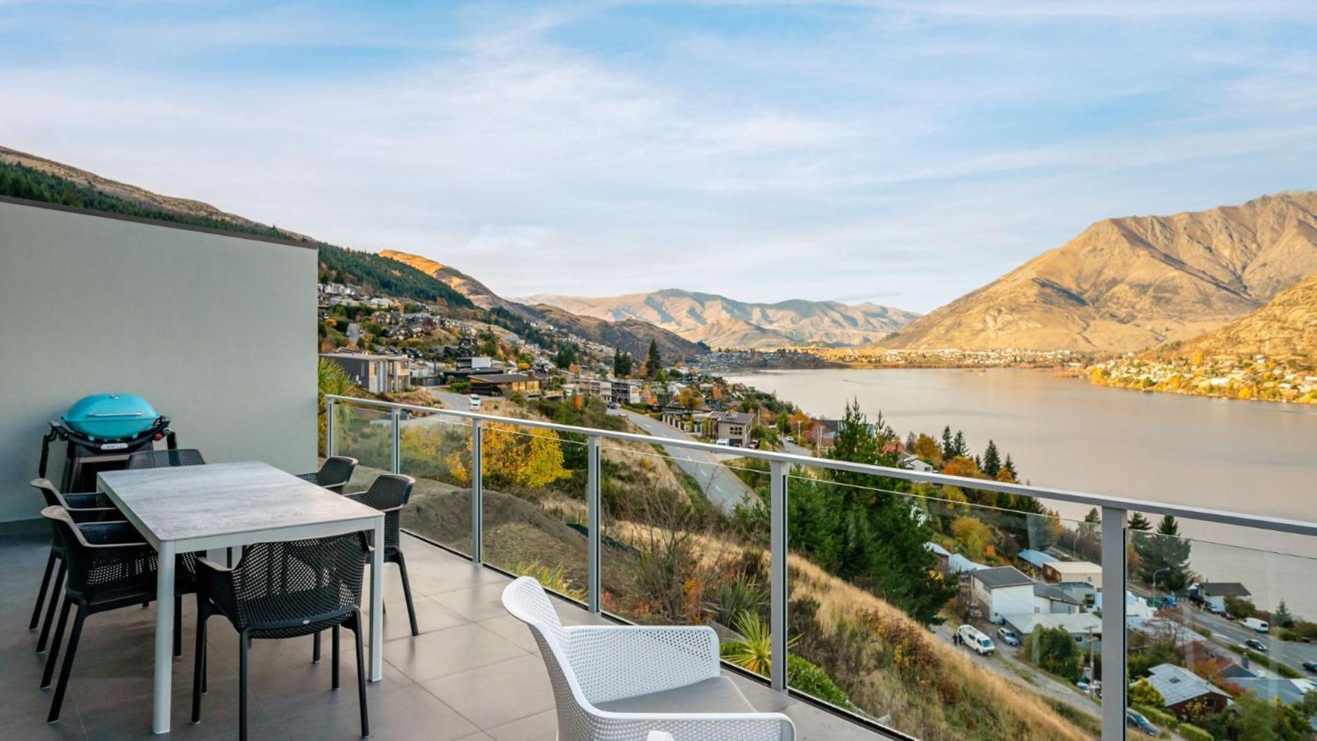 Tahuna Vista-Fire Place-Hot Tub -Free Parking -Bbq Distretto di Distretto di Queenstown Esterno foto